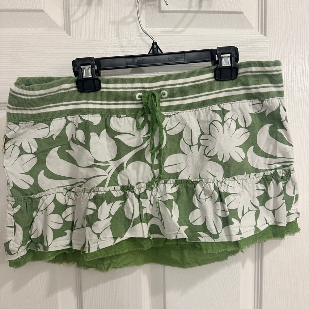 Vintage Hollister Green and White Floral Skirt